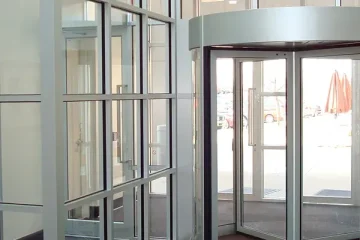 Revolving Doors vs Sliding Doors: Which Is Better?
